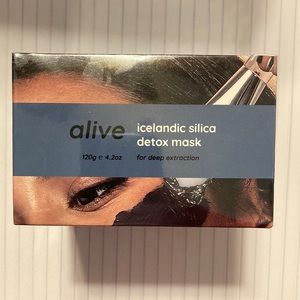 Alive Dew of the Gods Icelandic Silica Detox Mask
